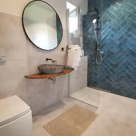Motyl Apartamenty Studio Lub Pokoj Z Lazienka Bytom Exterior foto