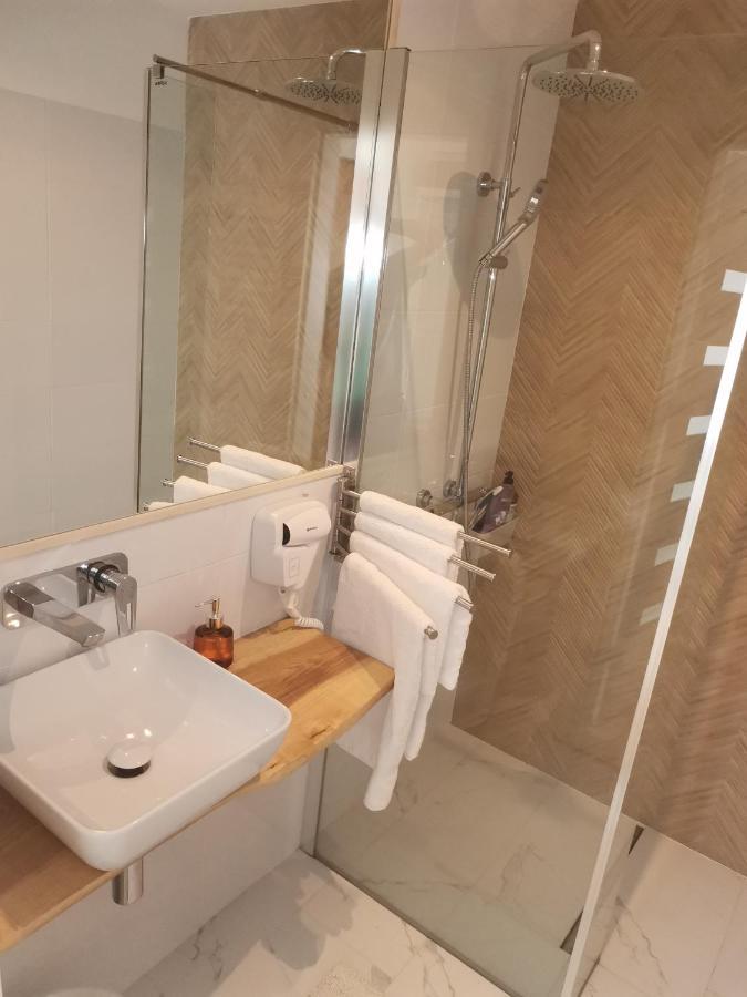 Motyl Lub Z Lazienka Apartment Bytom