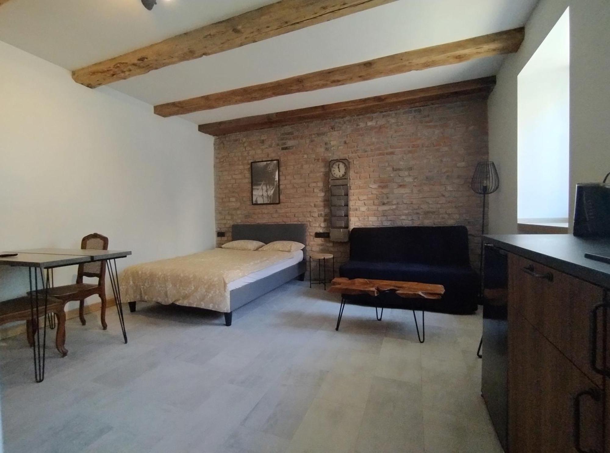 Apartment Motyl Lub Z Lazienka